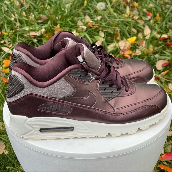 Nike Air Max 90 PRM Shoes Womens 8 Metallic Mahogany Running Sneakers 896497-903 - Picture 4 of 13